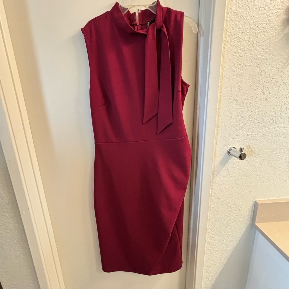 Miusol Burgundy Midi Dress with Bow Detail